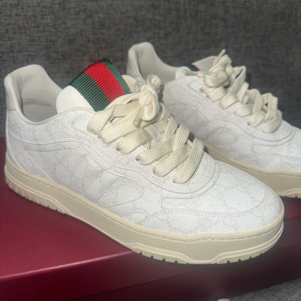Gucci Women White and Green Sneakers